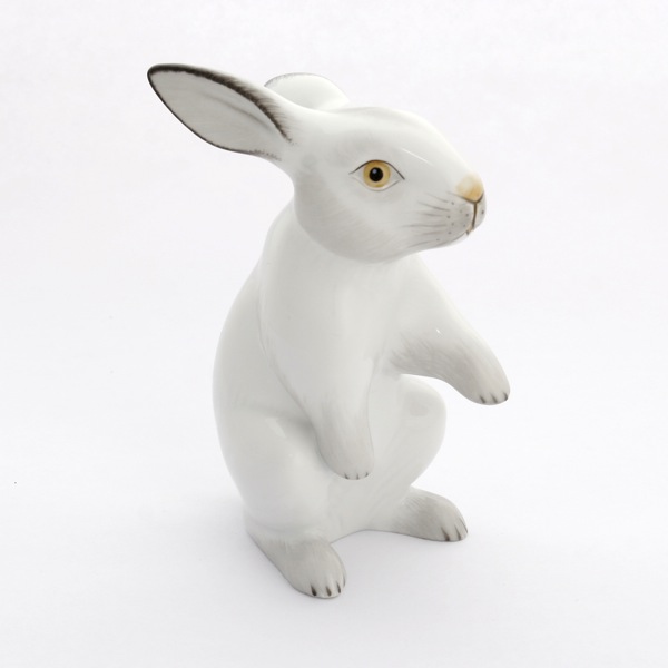 Фарфор кролик. Заяц Дулево Беляк. Фарфоровый зайчик. Фарфоровый кролик. Статуэтка белый заяц.