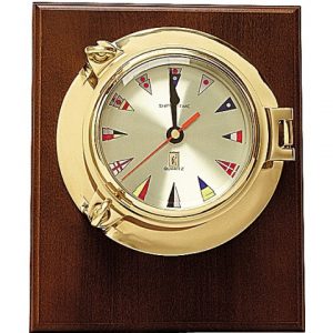 Часы настенные «Иллюминатор»