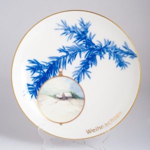 Фарфоровая тарелка декоративная KPM, недатированная «Шар»